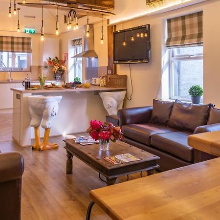 Lakes Boutique Hostel Apartment Windermere Esterno foto