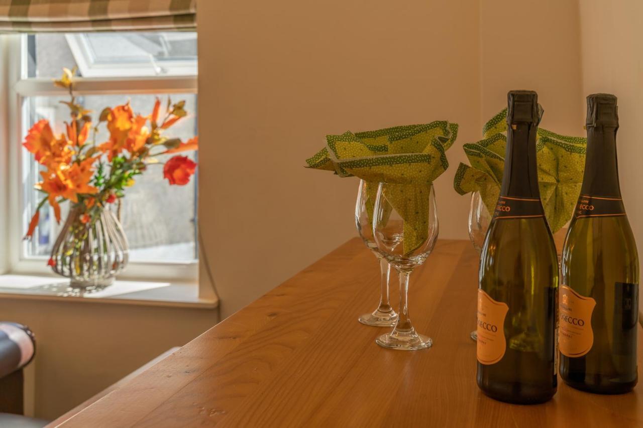 Lakes Boutique Hostel Apartment Windermere Esterno foto